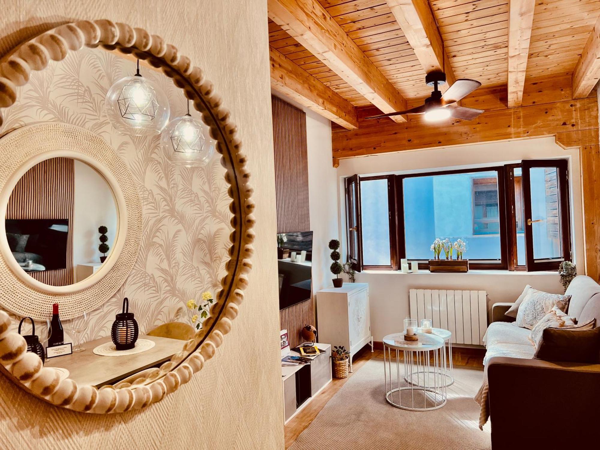 El Capricho De Claudia_ Catedral Apartment